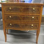 552 2747 CHEST OF DRAWERS